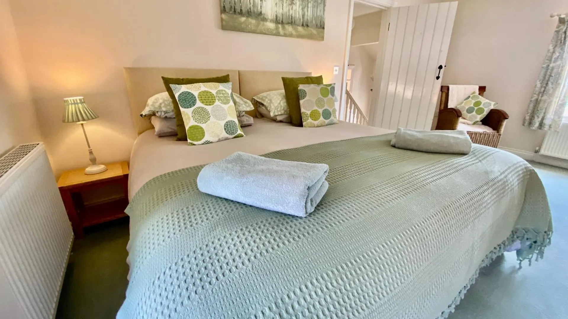 5* Family Holiday Home In The Yorkshire Wolds Huggate 0*,  Großbritannien