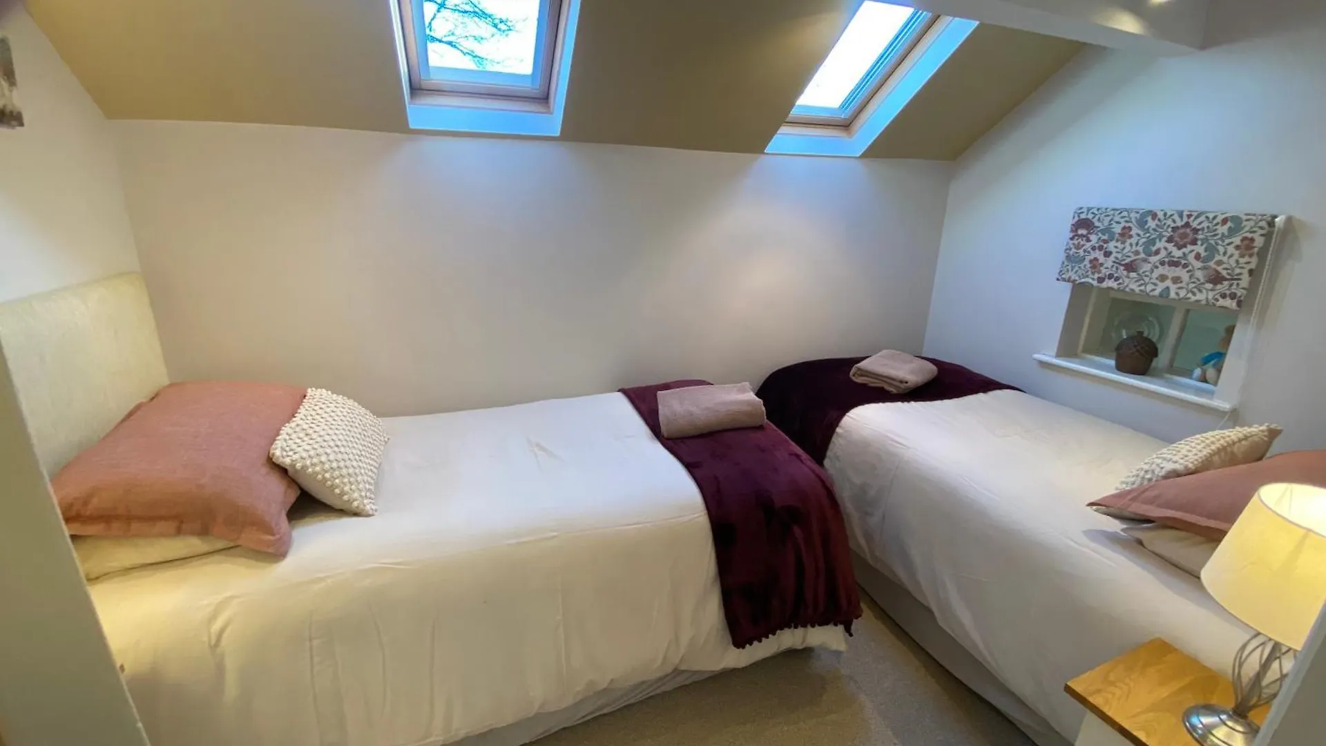 5* Family Holiday Home In The Yorkshire Wolds Huggate 0*,  Großbritannien